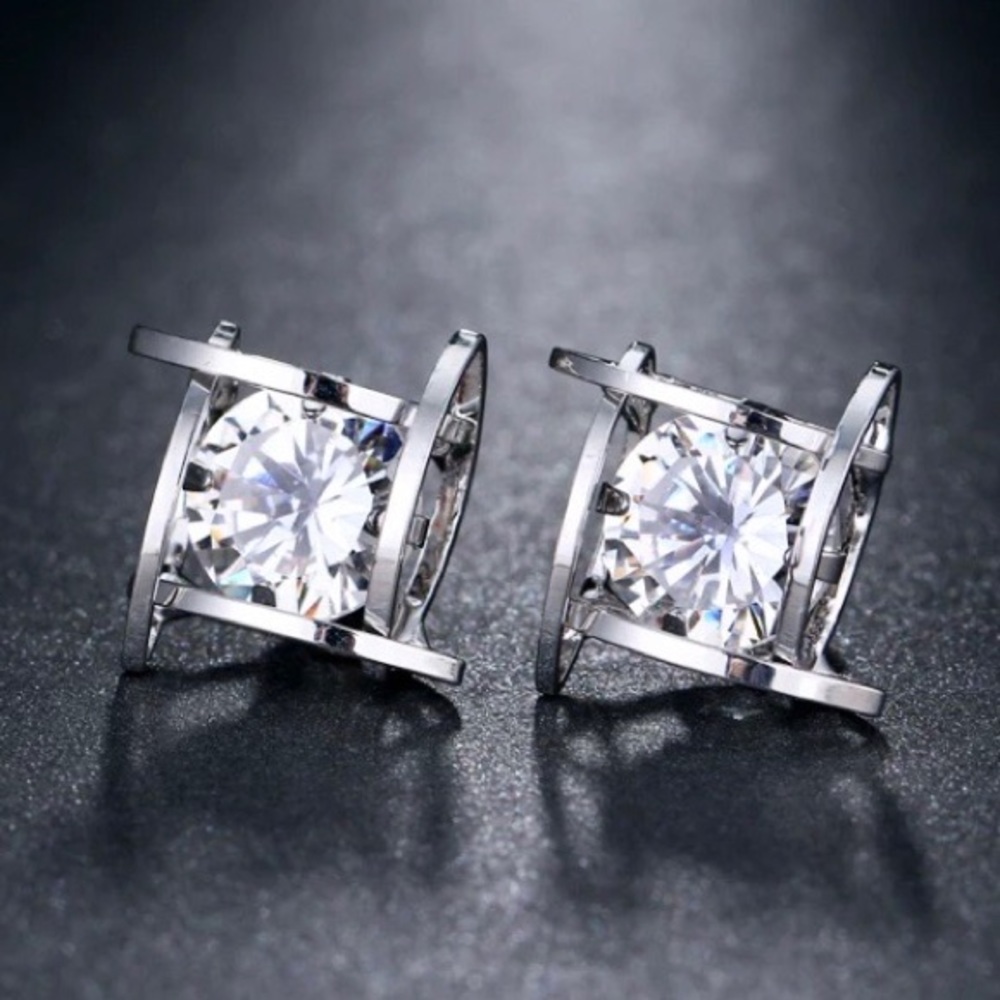New Silver 3D Cage Diamond Stud Earrings - Picture 4 of 6